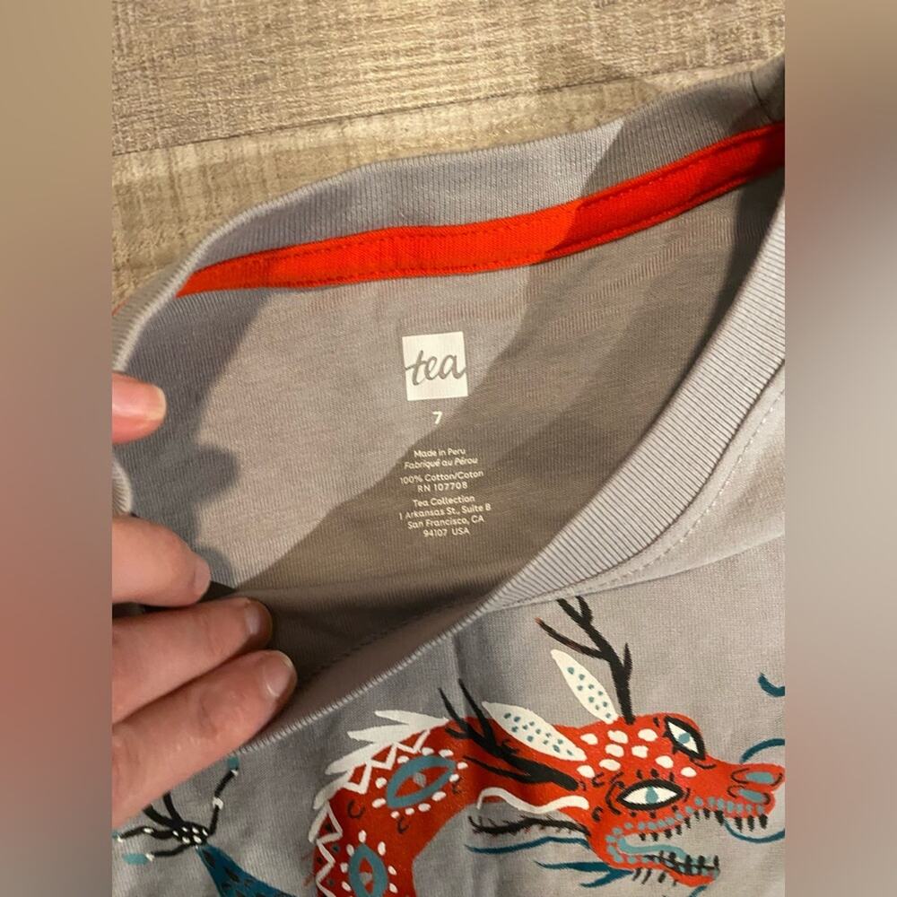 Tea Collection Himalayan Dragon Graphic Long Sleeve Shirt Size 7 NWT - Picture 4 of 8